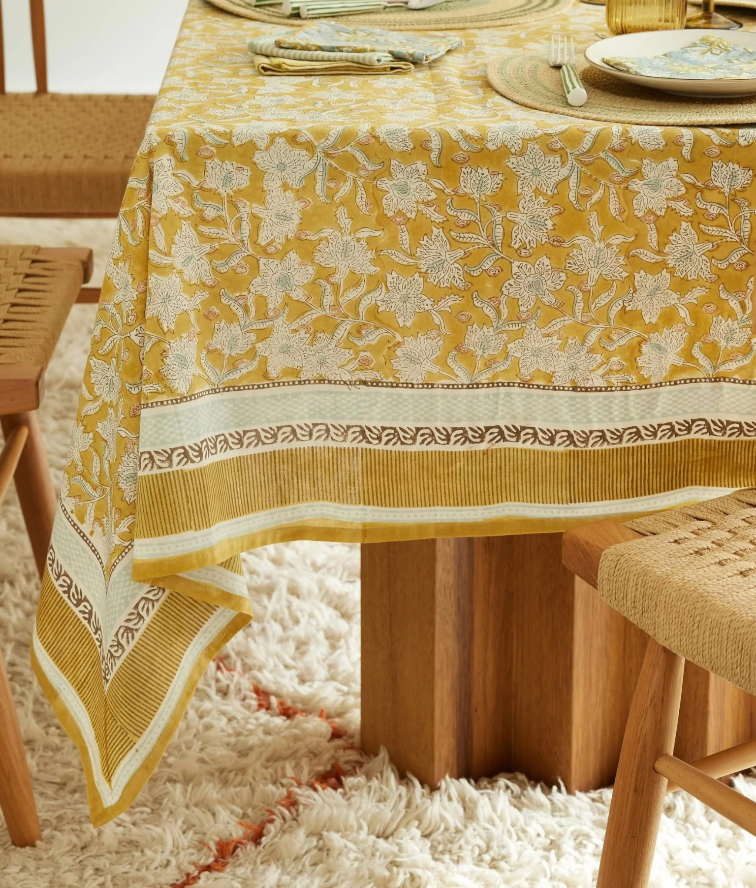 Garden Before Dawn Table Cloth, Lotus Absynthe