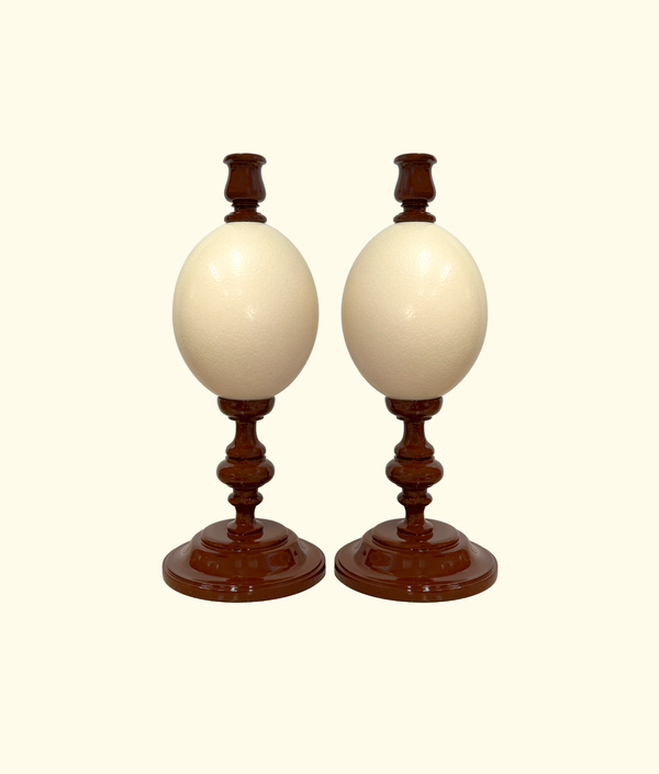 Noto Lacquered Ostrich Egg Candle Holder Set, Marrone